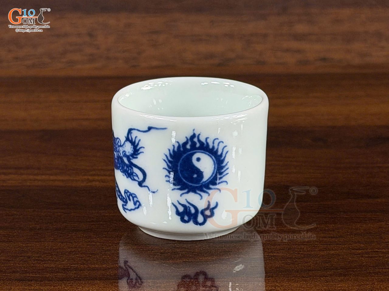 Chén kỷ Long Trấn men lam họa tiết Rồng