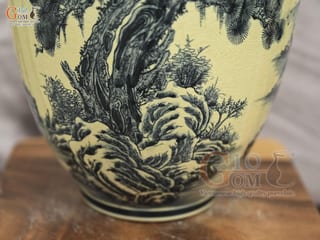 Bình hút lộc dáng no đủ men hoàng tộc họa tiết Sơn Thủy, cao 32cm