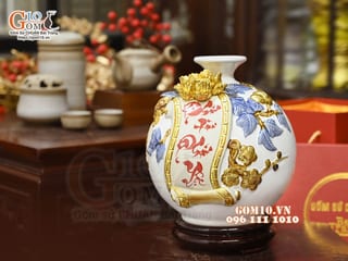 Bình hút tài lộc Phát Tài Phát Lộc đắp nổi dát vàng, nền trắng, cao 28cm