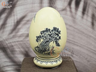 Bình trứng phong thủy men hoàng tộc họa tiết Mã Đáo Thành Công, cao 34cm (cả đế)