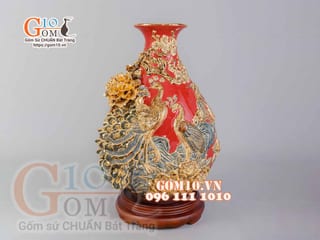 Bình tỳ bà Công Đào đắp nổi vẽ vàng 24k, nền đỏ - cao 40cm