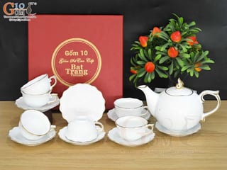 Bộ ấm chén mẫu đơn men trắng kẻ chỉ vàng kim 500ml