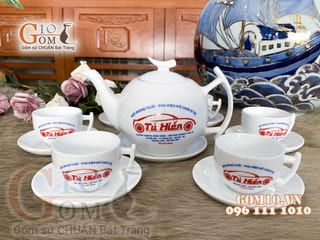 Bộ ấm chén men trắng dáng bưởi cành - in logo
