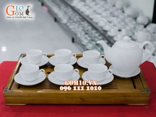 Bộ ấm chén men trắng dáng trái đào 500ml