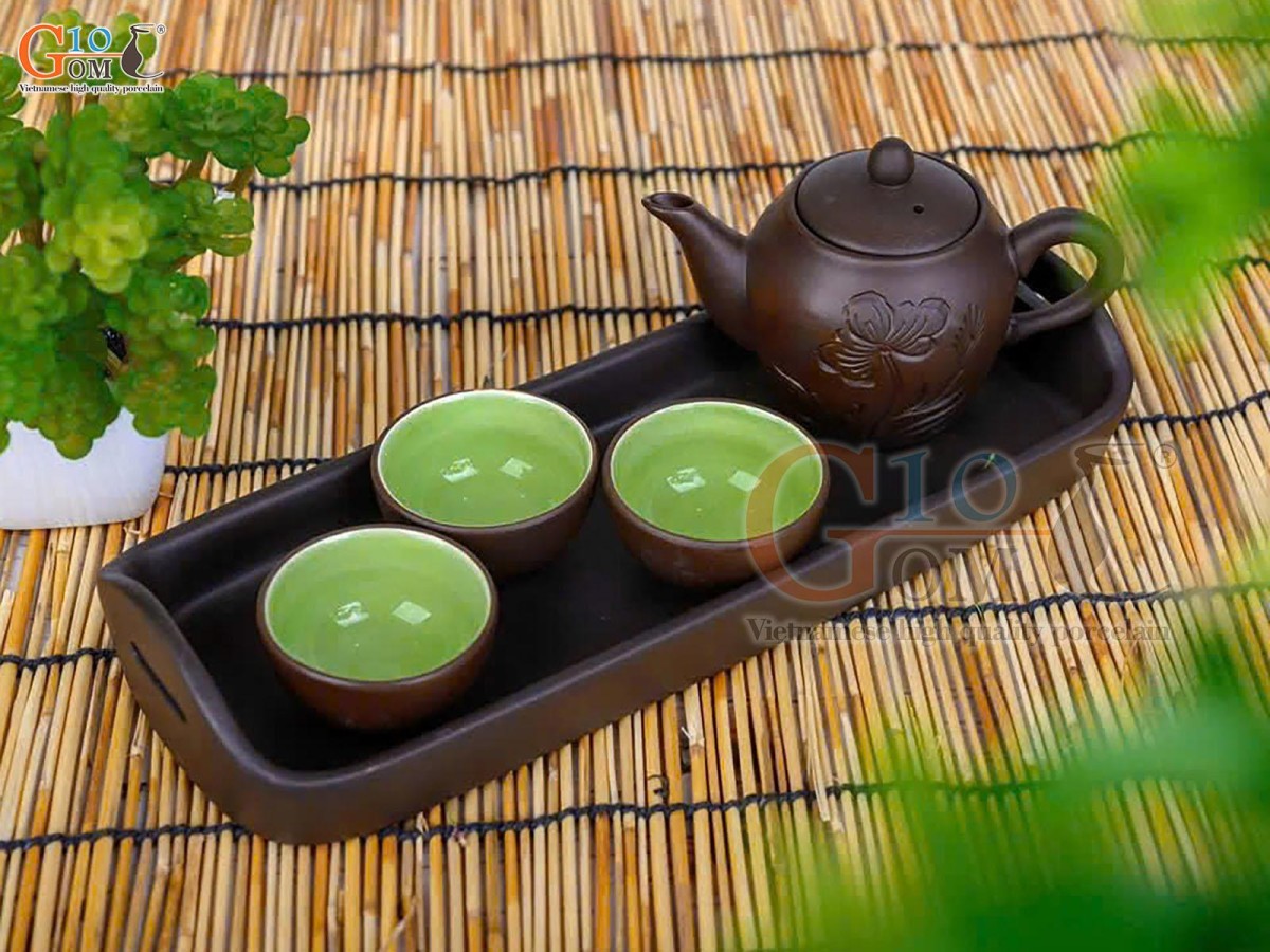 Bộ ấm trà tam gốm đen khắc hoa, 100ml