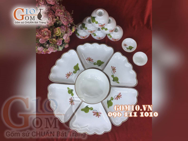 Bộ đồ ăn hoa mặt trời vẽ Sen Đỏ