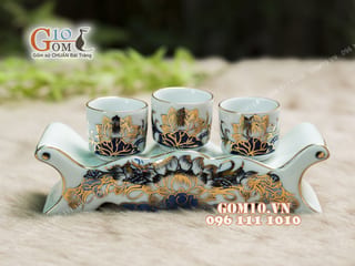 Kỷ ngai 3 men rong cổ họa tiết sen - vẽ Vàng 24k