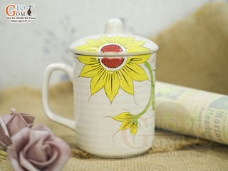 Cốc gốm có nắp men kem vẽ hoa hướng dương, 350ml