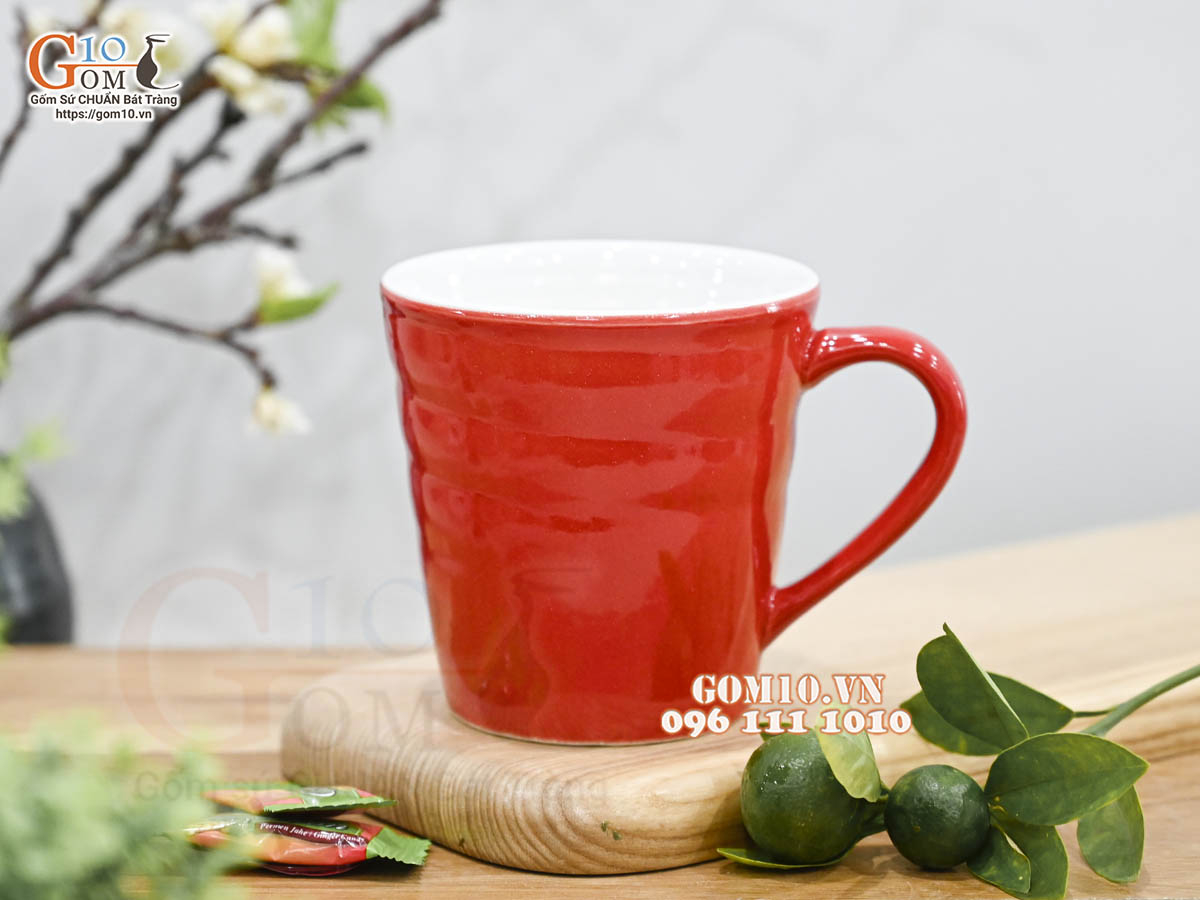 Cốc sứ có quai dáng nhật màu đỏ lòng trắng, 8,5cm