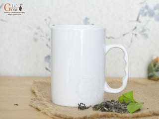 Cốc sứ dáng cao quai nắm men trắng, 450ml