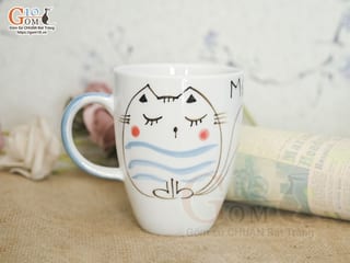 Cốc sứ men trắng vẽ Mèo Ú chỉ xanh, 280ml