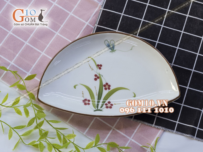 Đĩa bán nguyệt Đào Chuồn Kem, 26x16,5cm