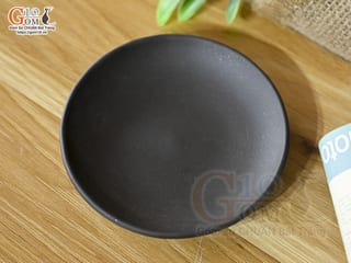 Đĩa kê chén gốm màu đen đường kính 8.5cm