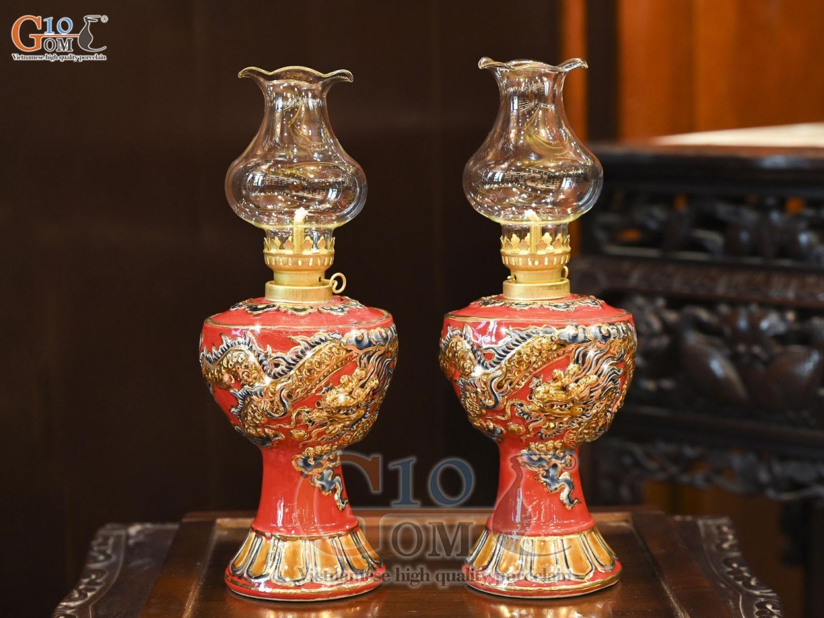 Đôi đèn dầu men màu đắp nổi Rồng Như Ý nền đỏ vẽ vàng 24k, cao 21cm