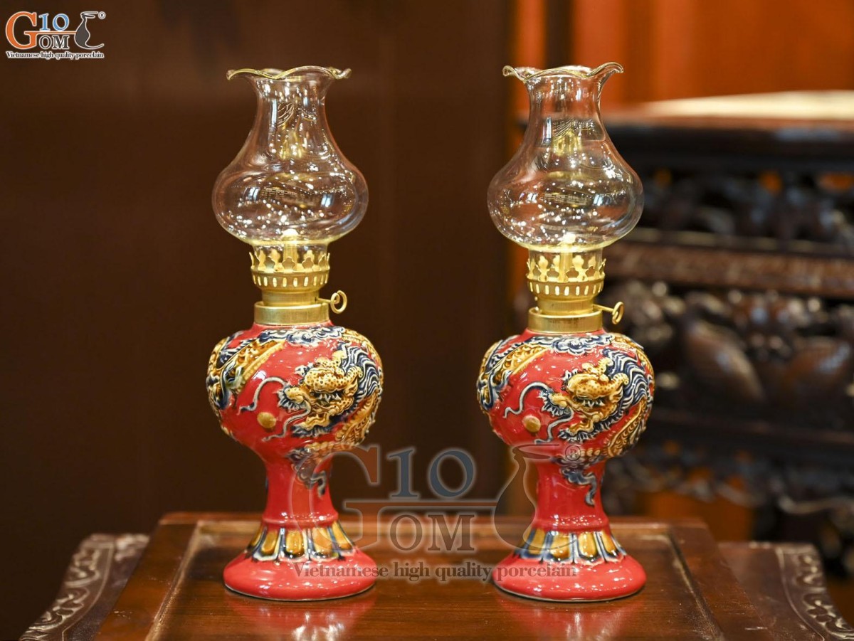 Đôi đèn dầu tròn men màu đắp nổi Rồng Như Ý nền đỏ, cao 21cm