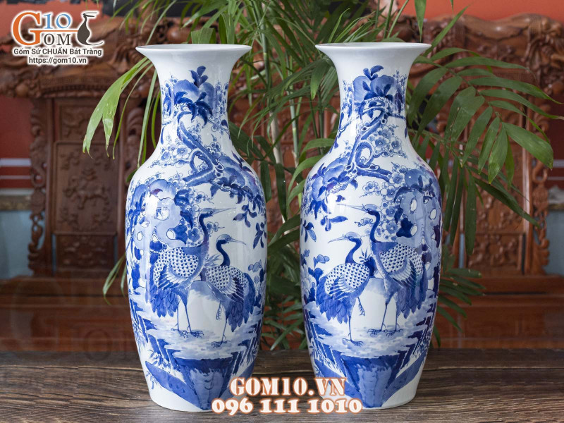 Đôi lọ lộc bình men lam cổ vẽ Chim Hạc Phú Quý cao 60cm