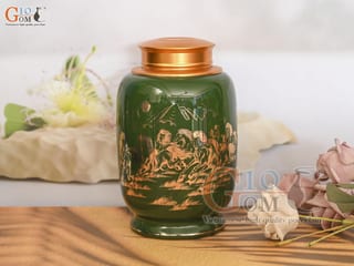 Lọ chè cao men màu xanh lục bảo họa tiết Mã Đáo Thành Công vàng kim, cao 20cm