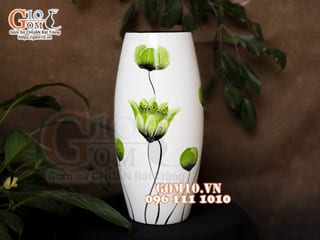 Lọ hoa sơn mài dáng bom nền trắng vẽ hoa xanh, cao 43cm