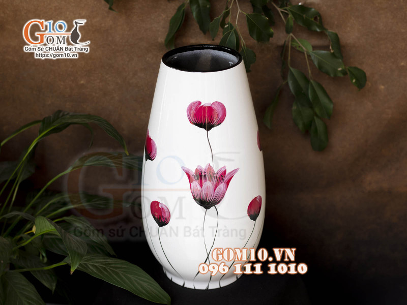 Lọ hoa sơn mài dáng chân thấp nền trắng vẽ hoa Tulip, cao 29cm